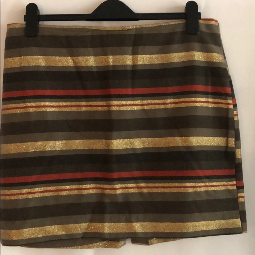 Banana Republic gold, tan, red striped mini skirt